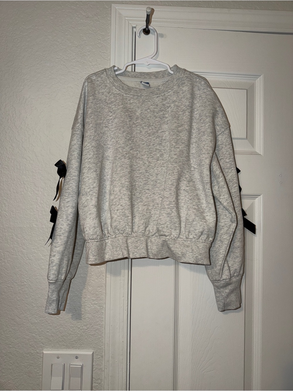 Old Navy Girls Sweatshirt with Bows